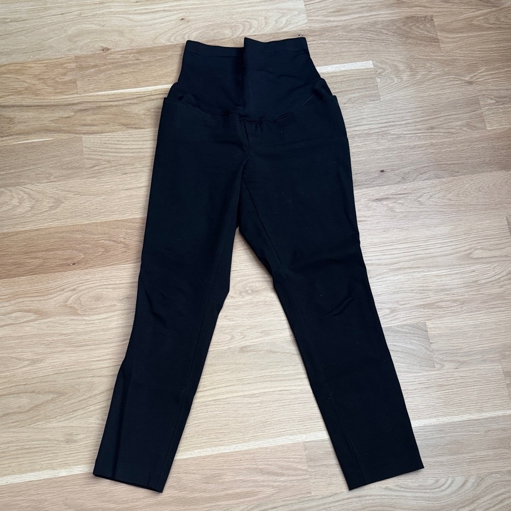 Old Navy Maternity Pixie Straight Anole Pants